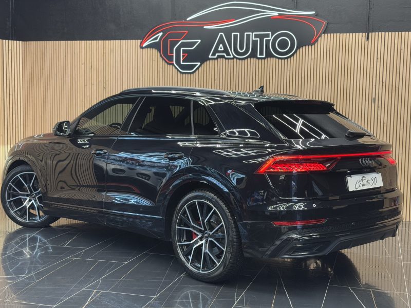 AUDI Q8 2019