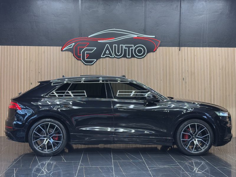 AUDI Q8 2019