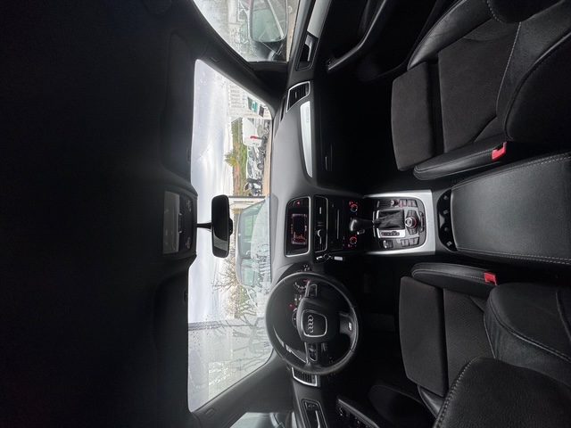 AUDI Q5 S-line 2.0 TDI