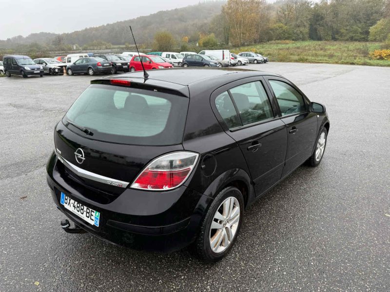 OPEL ASTRA 2008