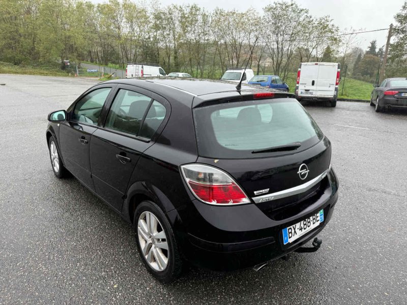 OPEL ASTRA 2008