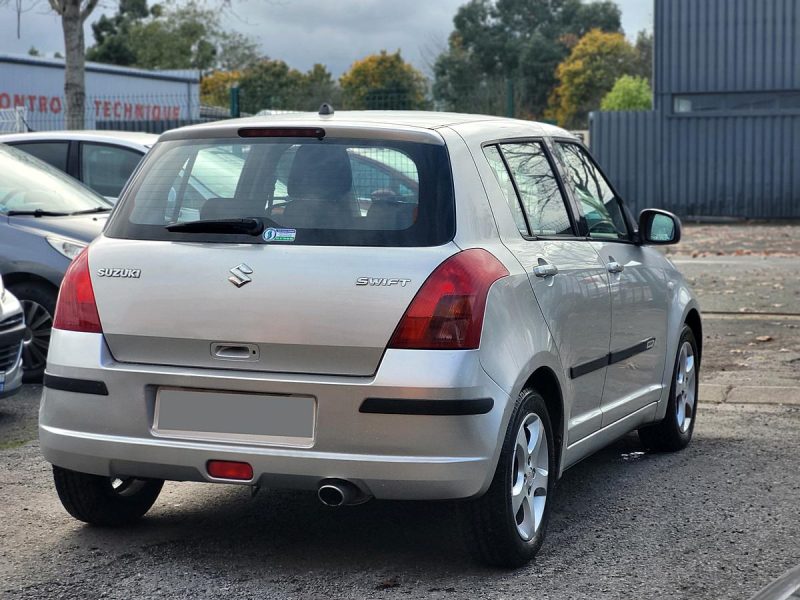 SUZUKI SWIFT 2006