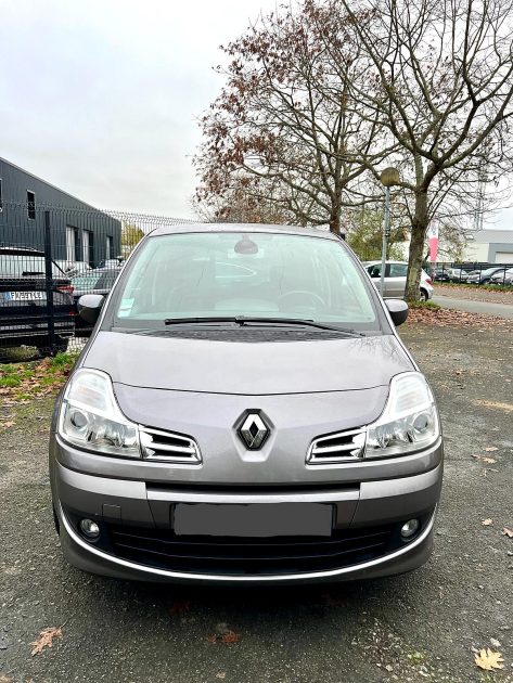 RENAULT GRAND MODUS 2012