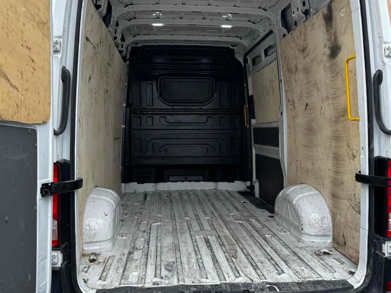 VOLKSWAGEN CRAFTER 2.0 TDI 