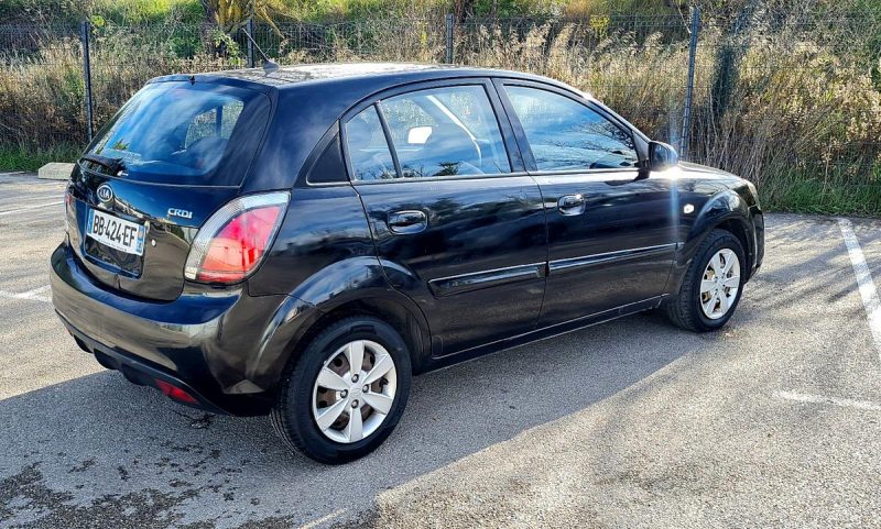 KIA RIO II 2010