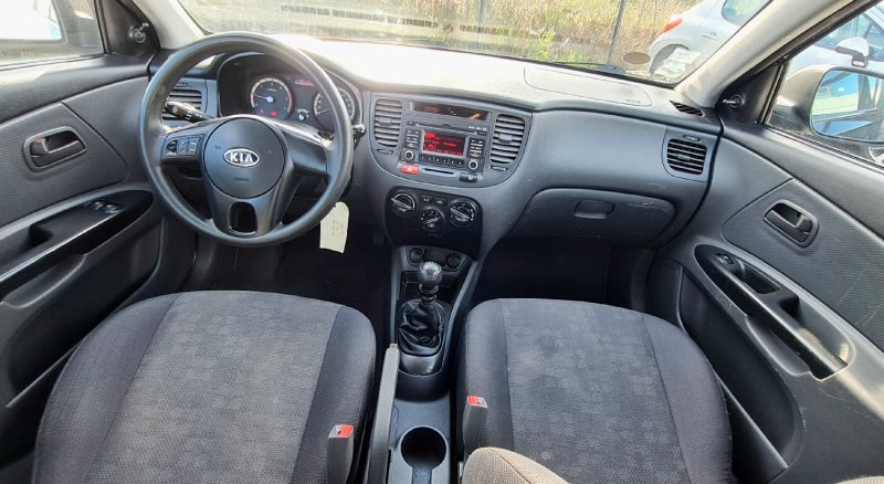 KIA RIO II 2010