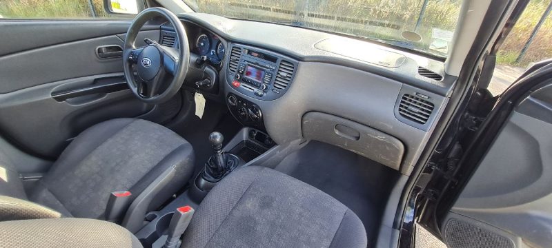 KIA RIO II 2010