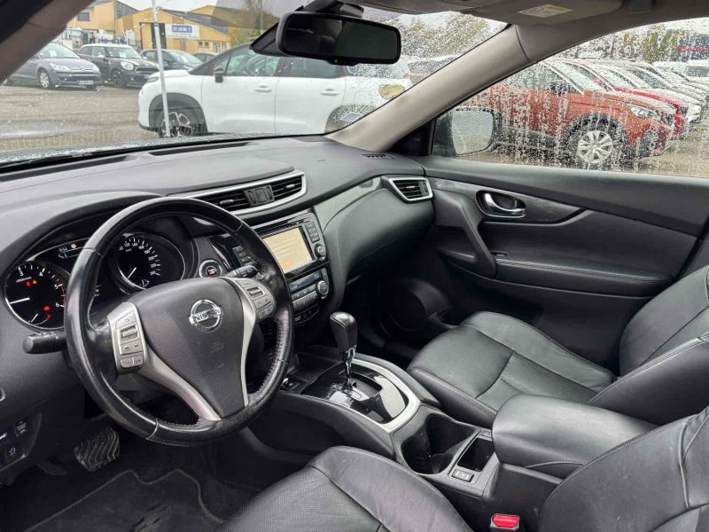 NISSAN X-TRAIL  1.6 dCi 130 cv BOITE AUTOMATIQUE N-CONNECTA 7 PLACES + ATTELAGE