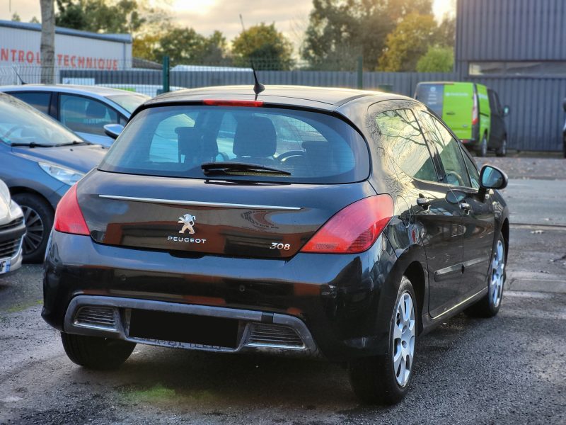 PEUGEOT 308 2013