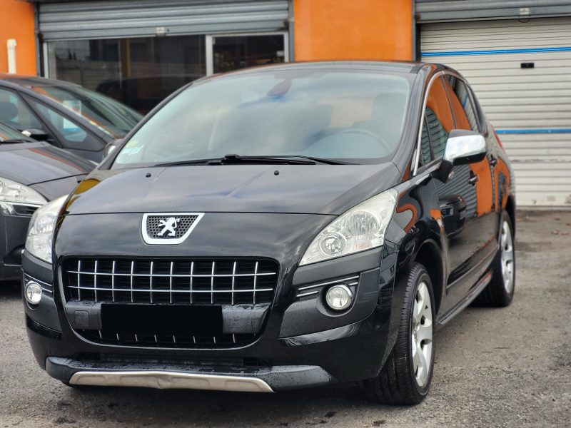 PEUGEOT 3008 2012