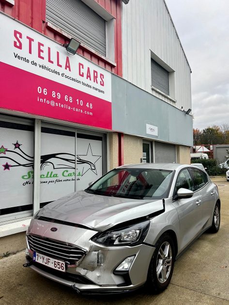 FORD FOCUS 1.0l EcoBoost Cool and Connect 100ch - VENTE A PROFESSIONNELS OU POUR EXPORT