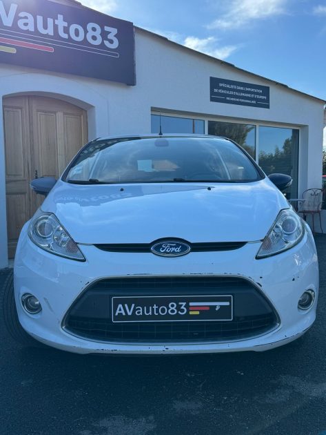 FORD FIESTA 1.25i 82cv  2010