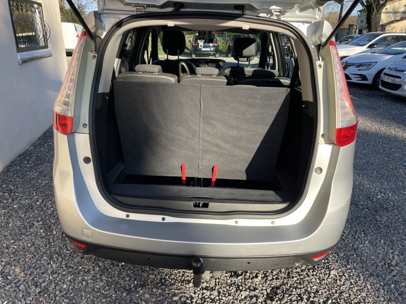 RENAULT SCENIC III 2012