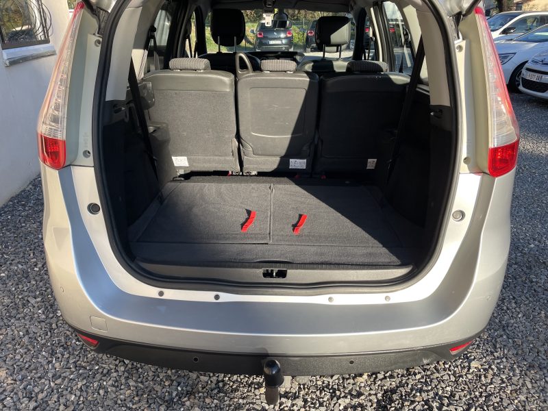 RENAULT SCENIC III 2012