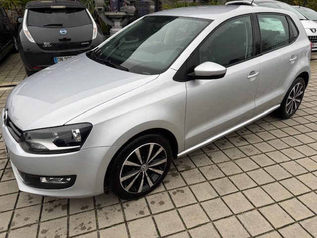 VOLKSWAGEN POLO V 2011 1.6 TDI 1598cm3 90cv