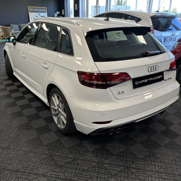 AUDI A3 SPORTBACK 35 TFSI 150 cv Pack S Line S-TRONIC Garantie 12 mois