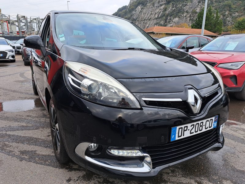 RENAULT  SCENIC 2015