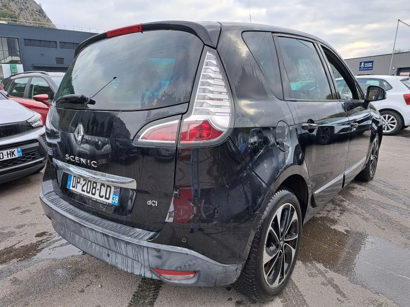 RENAULT  SCENIC 2015