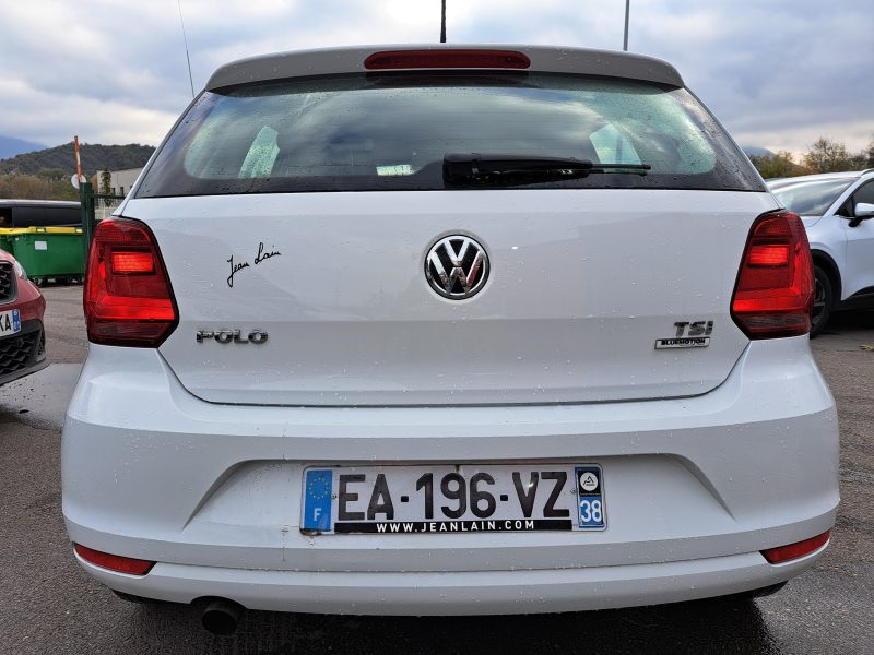 VOLKSWAGEN POLO 2016