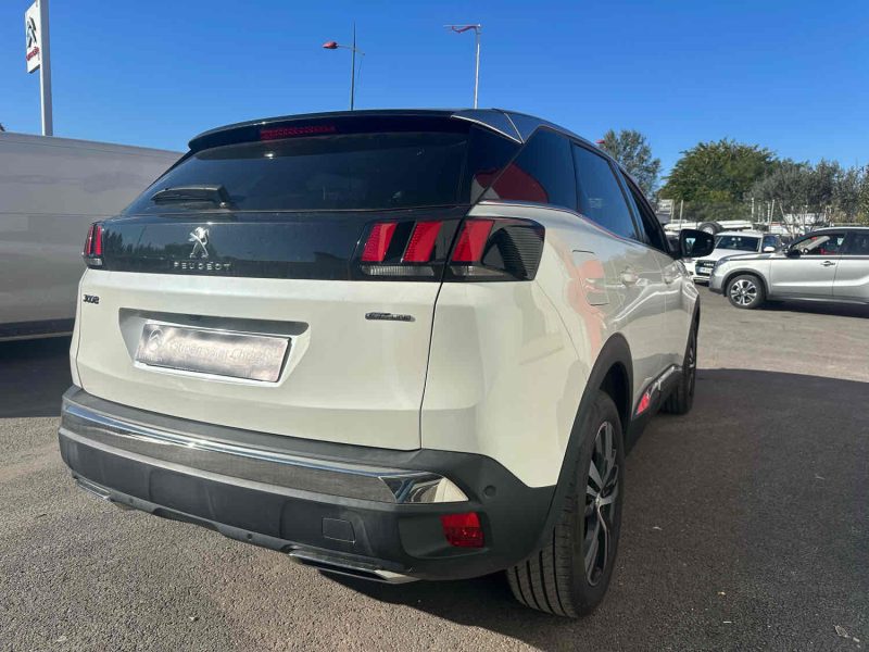 PEUGEOT 3008 2020