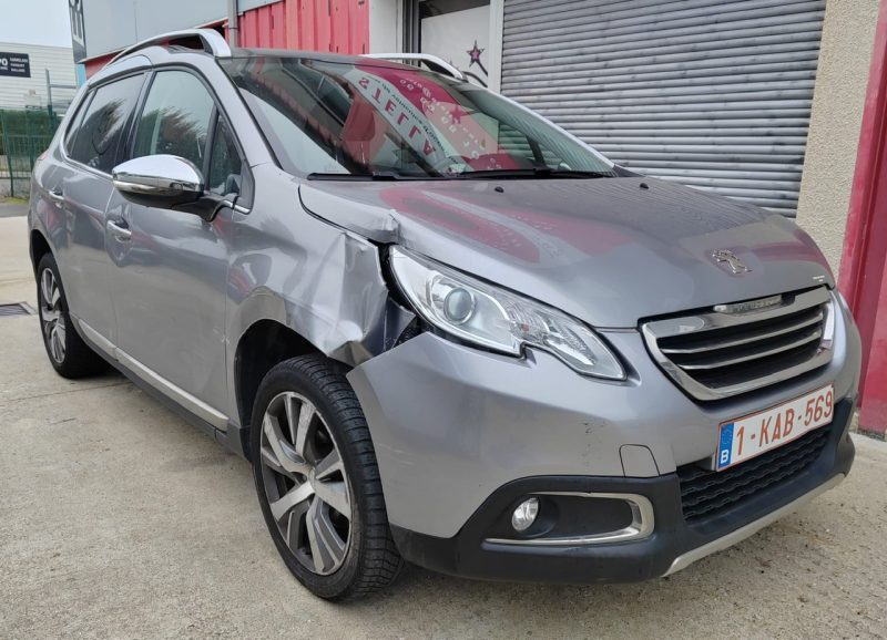 PEUGEOT 2008  1.6l VTi Féline 120ch - VENTE A PROFESSIONNELS OU POUR EXPORT