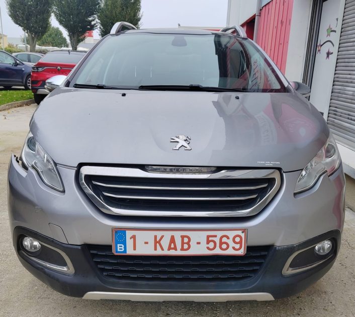 PEUGEOT 2008  1.6l VTi Féline 120ch - VENTE A PROFESSIONNELS OU POUR EXPORT