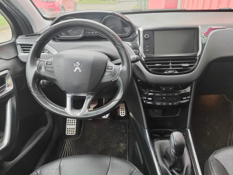 PEUGEOT 2008  1.6l VTi Féline 120ch - VENTE A PROFESSIONNELS OU POUR EXPORT