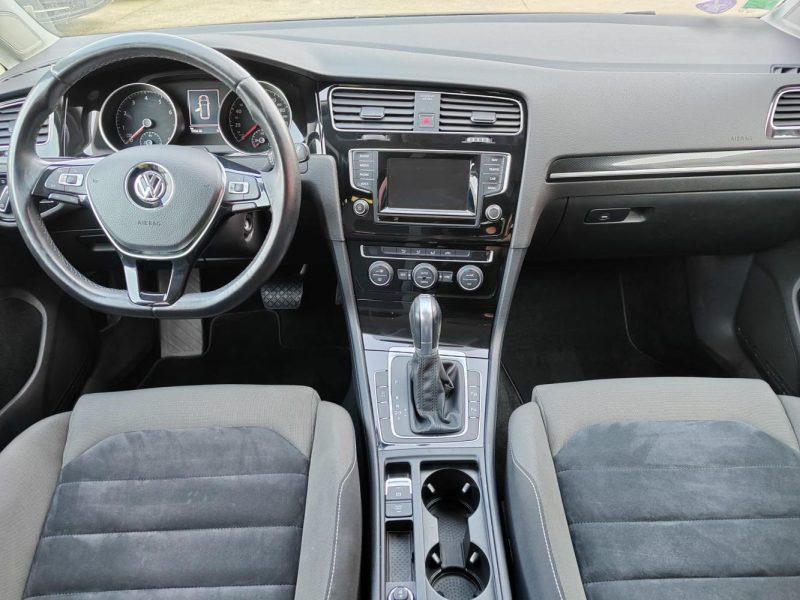 VOLKSWAGEN GOLF 2014