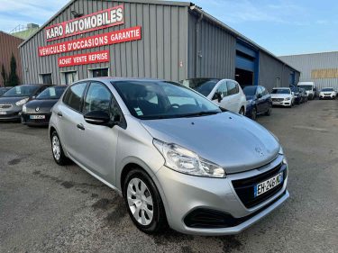 PEUGEOT 208 1.6 HDi 75Cv 2 places