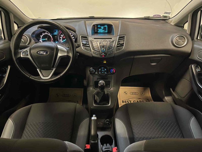 FORD FIESTA 2015