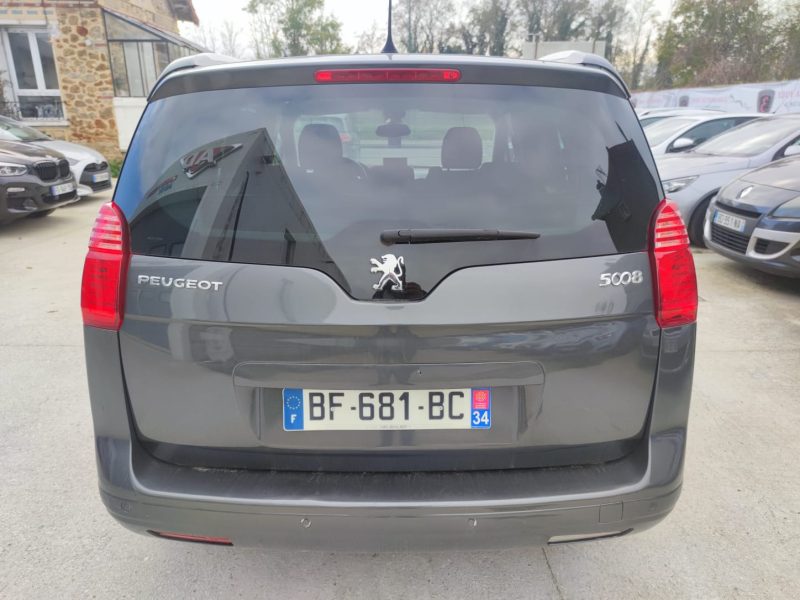 PEUGEOT 5008 Premium Pack 5pl 1.6 HDi 112ch FAP BMP6 BLUE LION CT OK