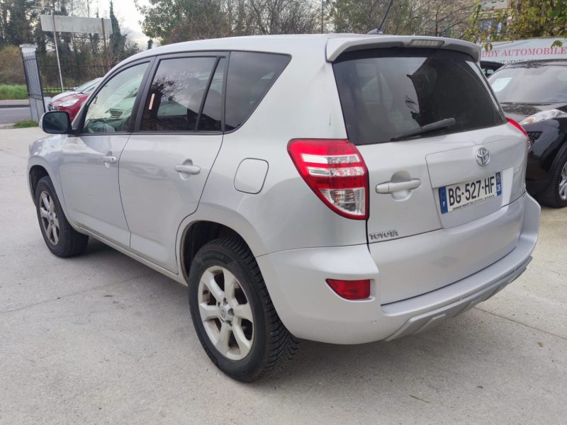 TOYOTA RAV4 Life RAV4 150 D-4D 4WD FAP CT OK