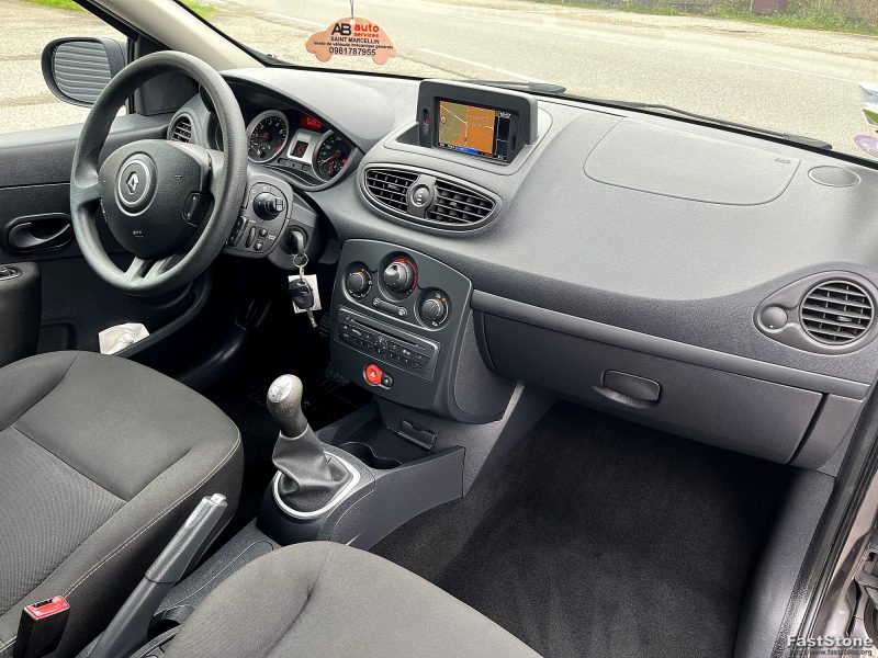 RENAULT CLIO 2013