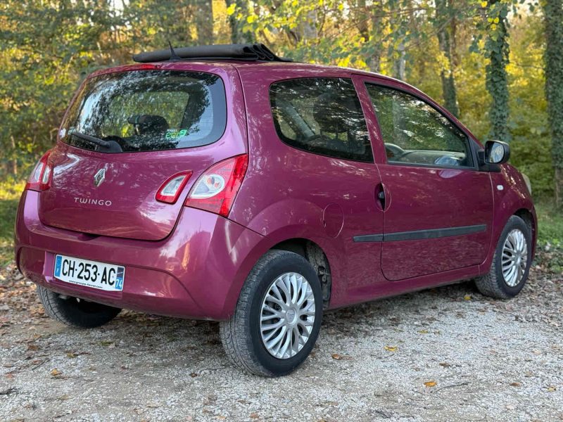 RENAULT TWINGO 1.2i 16v 75 Summer Time 