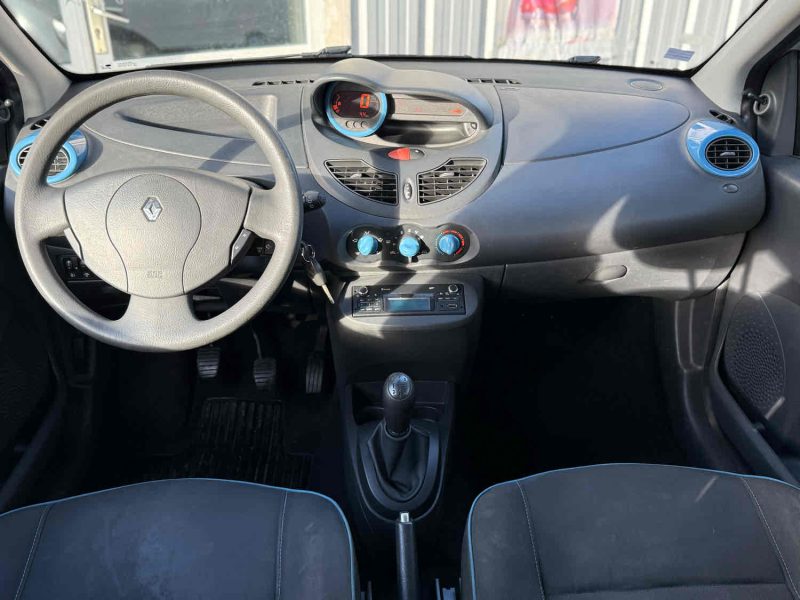 RENAULT TWINGO II 2012