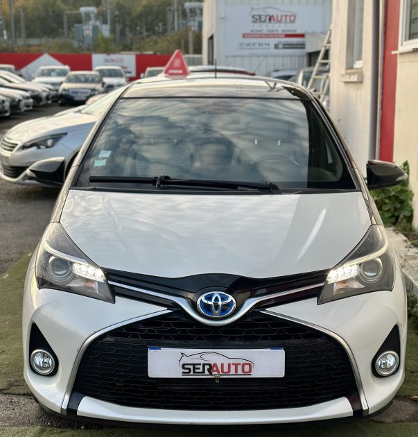 TOYOTA YARIS HYBRID 2017