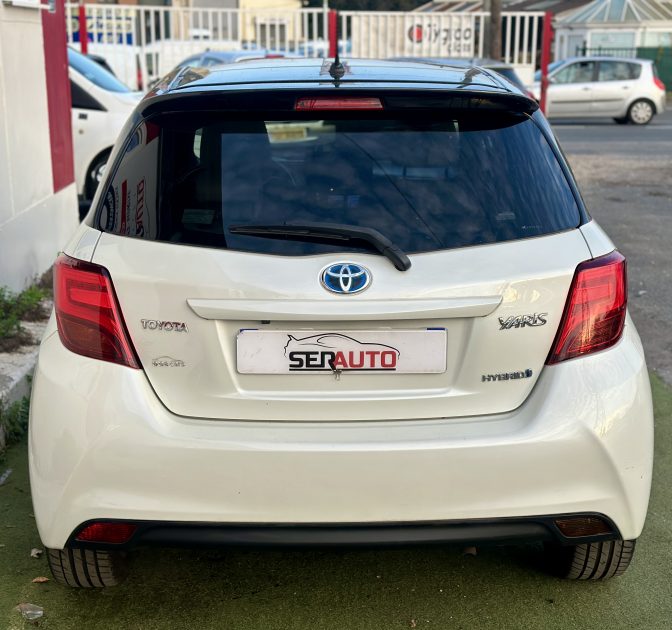 TOYOTA YARIS HYBRID 2017