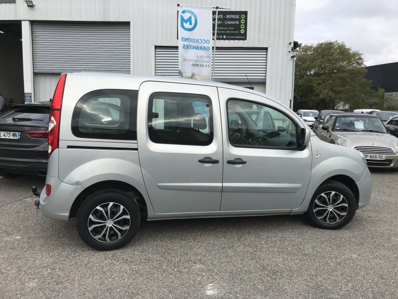 RENAULT KANGOO II - 5 PLACES - 1.5 DCi 110cv ECO2 PRIVILEGE - GARANTIE 6 MOIS