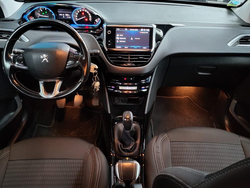 PEUGEOT 2008 1.6 BlueHDi 100cv Féline BVM5