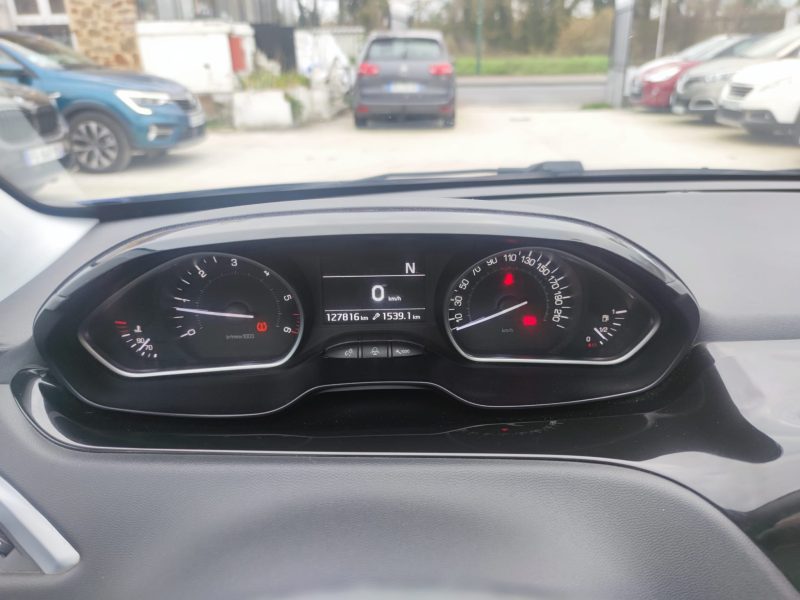 F_PEUGEOT 208 Allure 1.6 e-HDi 92ch CT OK