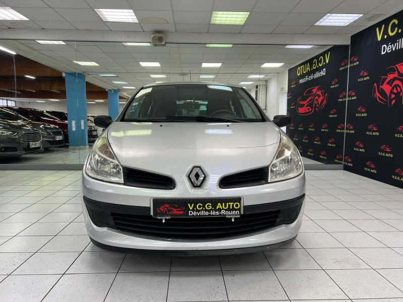 RENAULT CLIO III 1.2 16V 75CH CONFORT DYNAMIQUE