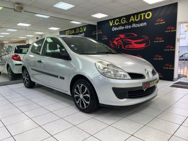 RENAULT CLIO III 1.2 16V 75CH CONFORT DYNAMIQUE