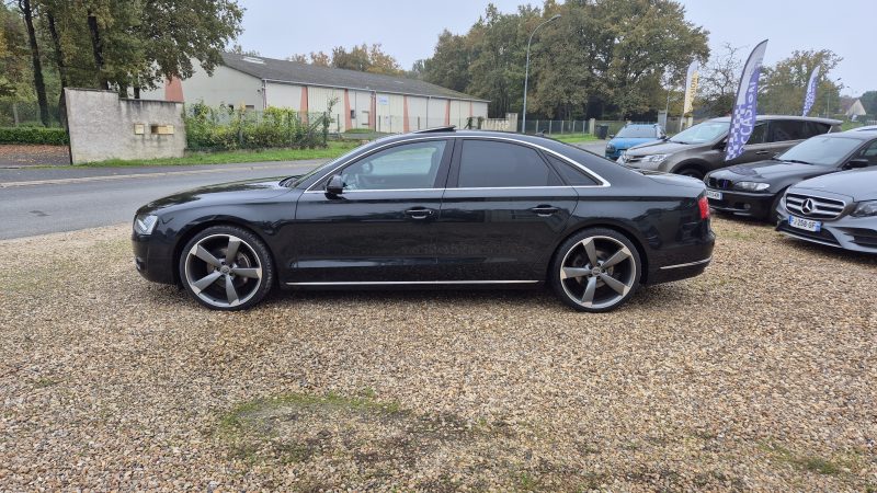 AUDI A8 2010