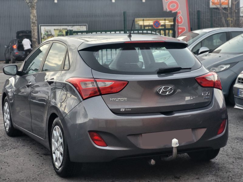 HYUNDAI I 30 2013