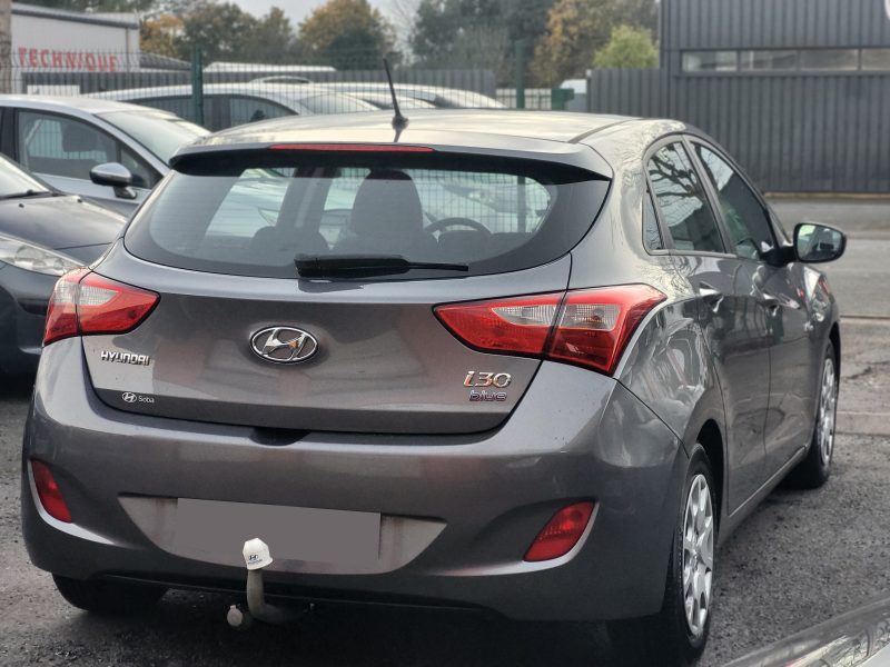 HYUNDAI I 30 2013