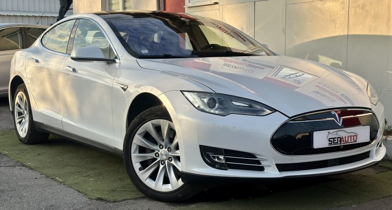 TESLA MODEL S 2014