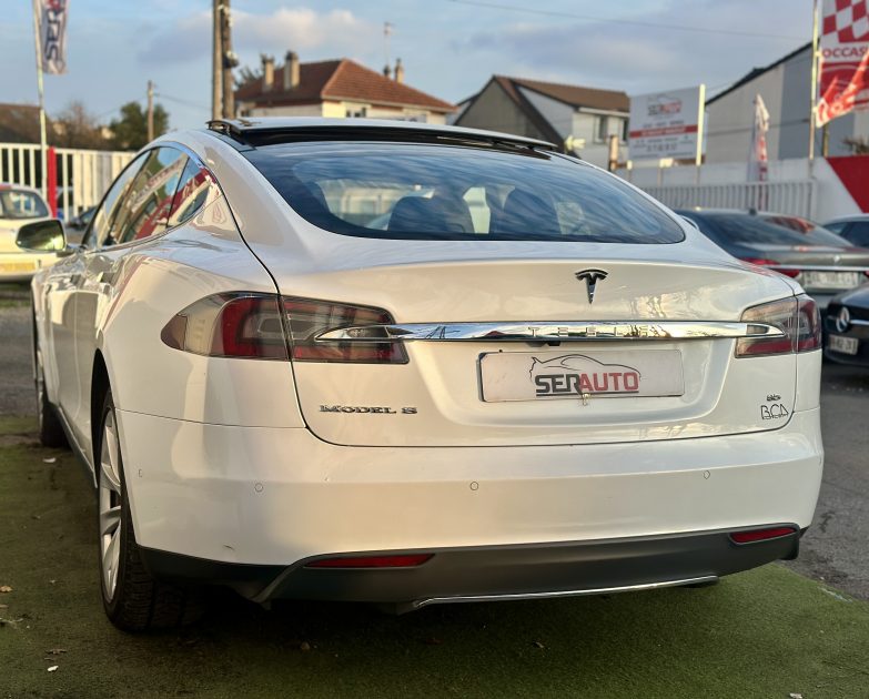 TESLA MODEL S 2014