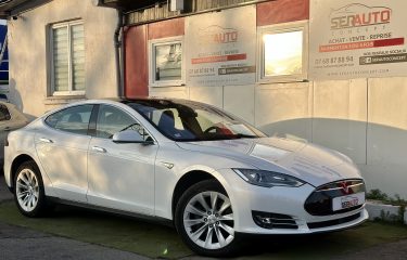 TESLA MODEL S 2014