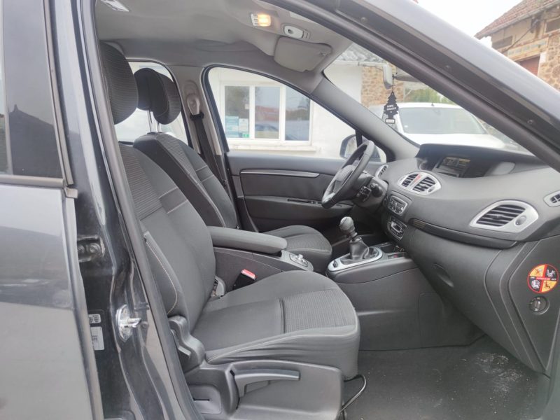 RENAULT MEGANE SCENIC 2009 CT OK