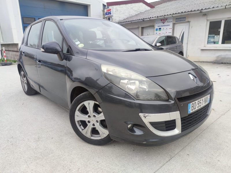 RENAULT MEGANE SCENIC 2009 CT OK